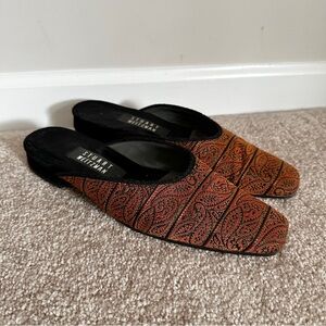 Stuart Weitzman Women's Black and Orange Paisley Shoes